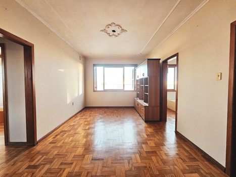 Foto 2 do(a) Apartamento de 3 quartos à venda em Cristo Redentor, Porto Alegre