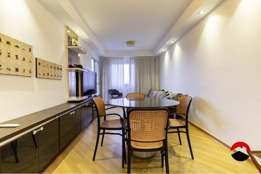 Foto 1 do(a) Apartamento de 3 quartos à venda em Vila Hamburguesa, São Paulo