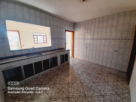 Foto 16 do(a) Casa de 5 quartos à venda em Parque das Laranjeiras, Sorocaba