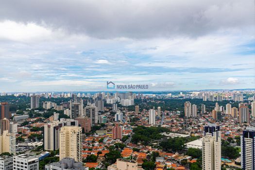 Foto 4 do(a) Cobertura de 4 quartos à venda em Jardim das Acácias, São Paulo