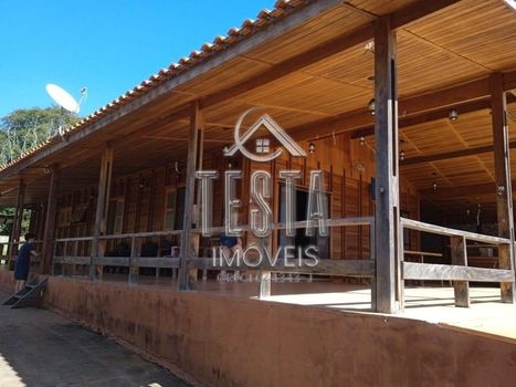 Foto 6 do(a) Fazenda / Sítio / Chácara de 4 quartos à venda em Marilândia, Arealva