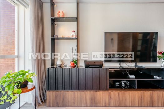 Foto 4 do(a) Apartamento de 2 quartos à venda em Mont Serrat, Porto Alegre
