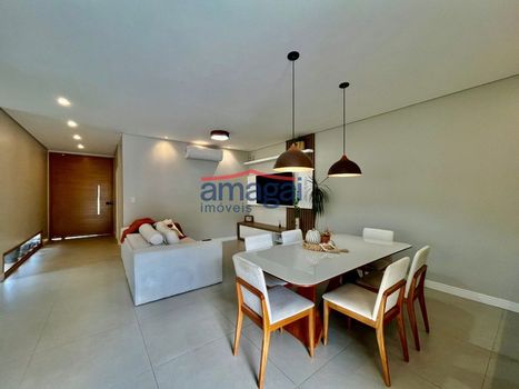 Foto 5 do(a) Casa em Condomínio de 4 quartos à venda em Jardim Jacinto, Jacareí