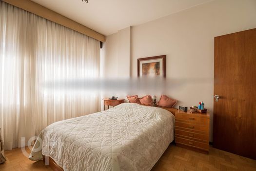 Foto 4 do(a) Apartamento de 4 quartos à venda em Independência, Porto Alegre