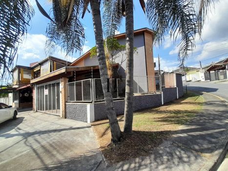 Foto 1 do(a) Casa de 4 quartos à venda em Residencial e Comercial Portal dos Eucaliptos, Pindamonhangaba