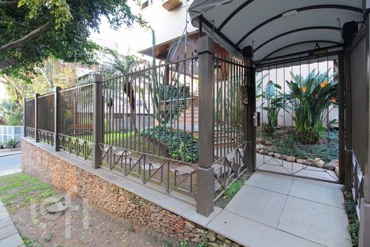 Foto 39 do(a) Apartamento de 3 quartos à venda em Auxiliadora, Porto Alegre