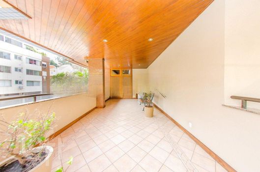 Foto 32 do(a) Apartamento de 3 quartos à venda em Auxiliadora, Porto Alegre