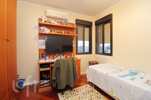 Foto 17 do(a) Apartamento de 3 quartos à venda em Auxiliadora, Porto Alegre