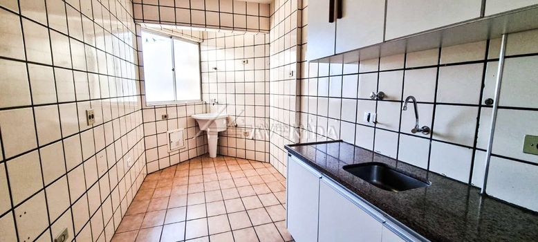 Foto 8 do(a) Apartamento de 3 quartos para alugar em San Remo, Londrina