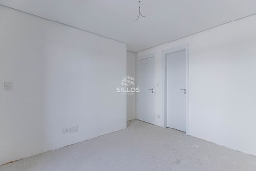 Foto 27 do(a) Casa em Condomínio de 3 quartos à venda em Santo Inácio, Curitiba