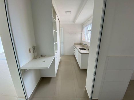Foto 2 do(a) Apartamento de 3 quartos para alugar em Jardim Sumaré, Araçatuba