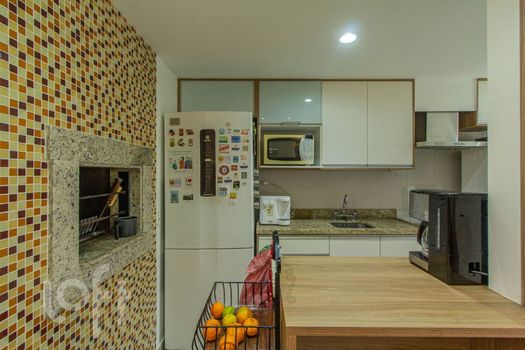 Foto 13 do(a) Apartamento de 3 quartos à venda em Jardim Lindóia, Porto Alegre