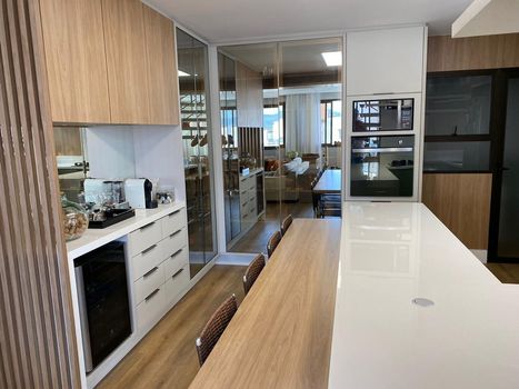 Foto 12 do(a) Cobertura de 4 quartos à venda em Agronômica, Florianópolis