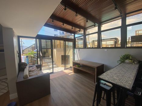 Foto 7 do(a) Cobertura de 4 quartos à venda em Agronômica, Florianópolis