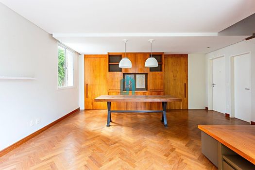 Foto 1 do(a) Apartamento de 3 quartos à venda em Itaim Bibi, São Paulo