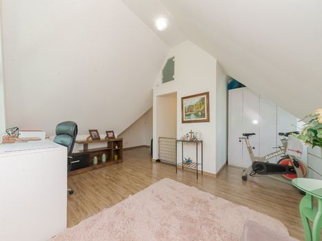 Foto 31 do(a) Casa em Condomínio de 3 quartos à venda em Santa Cândida, Curitiba