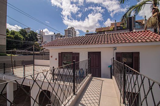 Foto 43 do(a) Casa de 3 quartos para alugar em Petrópolis, Porto Alegre