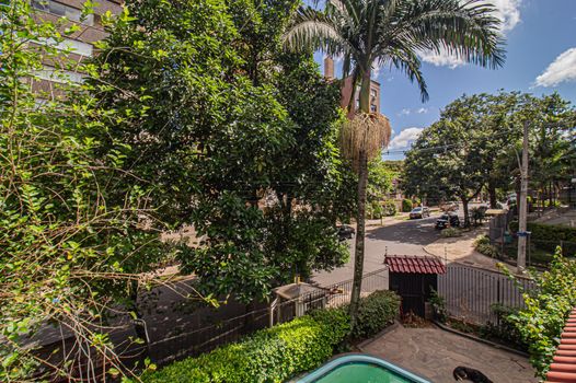 Foto 38 do(a) Casa de 3 quartos para alugar em Petrópolis, Porto Alegre