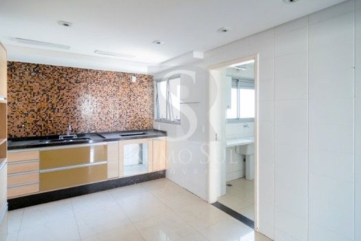 Foto 10 do(a) Apartamento de 4 quartos à venda em Jardim Londrina, São Paulo