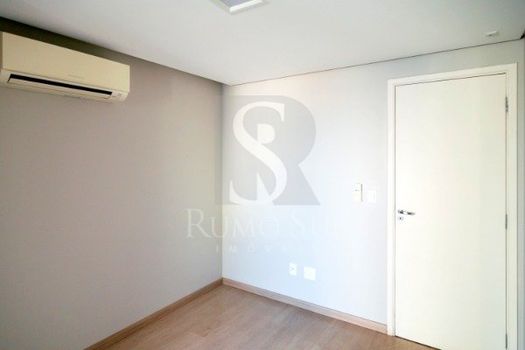Foto 23 do(a) Apartamento de 4 quartos à venda em Jardim Londrina, São Paulo
