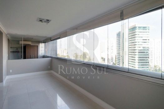 Foto 7 do(a) Apartamento de 4 quartos à venda em Jardim Londrina, São Paulo