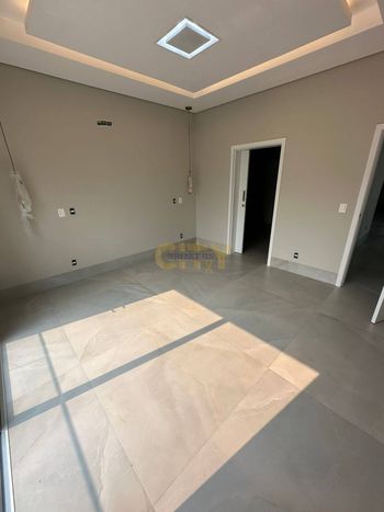 Foto 15 do(a) Casa em Condomínio de 4 quartos à venda em Jardim Itália, Cuiabá