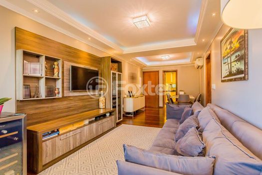 Foto 5 do(a) Apartamento de 3 quartos à venda em Petrópolis, Porto Alegre