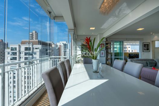 Foto 6 do(a) Apartamento de 3 quartos à venda em Vila Suzana, São Paulo