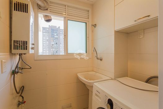 Foto 18 do(a) Apartamento de 2 quartos à venda em Jardim Europa, Porto Alegre