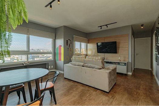 Foto 2 do(a) Apartamento de 2 quartos à venda em Navegantes, Porto Alegre