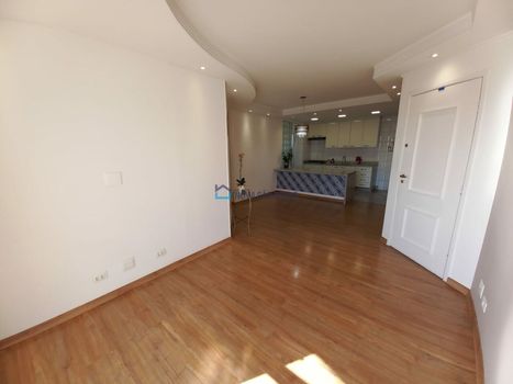 Foto 3 do(a) Apartamento de 3 quartos à venda em Cambuci, São Paulo