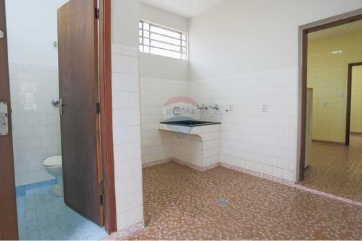 Foto 33 do(a) Casa de 4 quartos à venda em Jardim Santa Rosália, Sorocaba