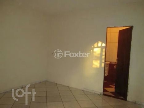 Foto 2 do(a) Casa de 4 quartos à venda em Chácara Dona Olívia, São Paulo