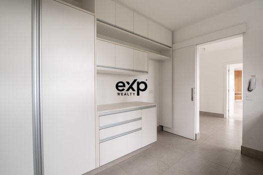Foto 12 do(a) Apartamento de 4 quartos à venda em Vila Nova Conceição, São Paulo