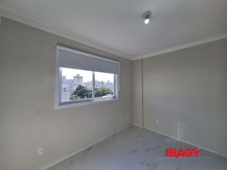 Foto 13 do(a) Apartamento de 2 quartos para alugar em Passa Vinte, Palhoça