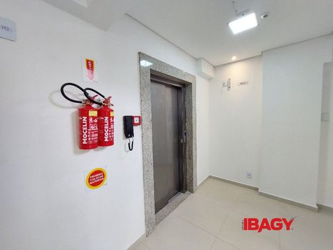 Foto 4 do(a) Apartamento de 2 quartos para alugar em Passa Vinte, Palhoça