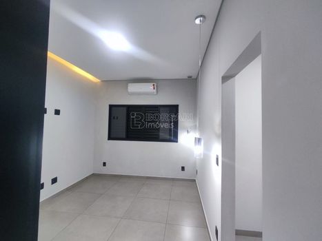 Foto 3 do(a) Casa em Condomínio de 3 quartos à venda em Parque Laranjeiras, Araraquara