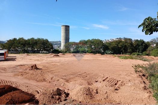 Foto 1 do(a) Terreno false à venda em Vila Santa Terezinha, Várzea Paulista