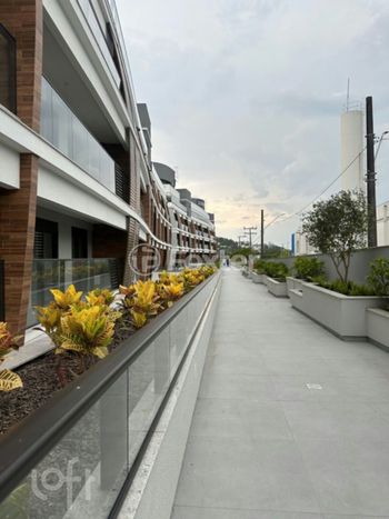 Foto 18 do(a) Apartamento de 2 quartos à venda em Monte Verde, Florianópolis