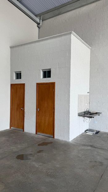 Foto 3 do(a) Galpão / Depósito / Armazém / Pavilhão false para alugar em Moinho dos Ventos, Goiânia
