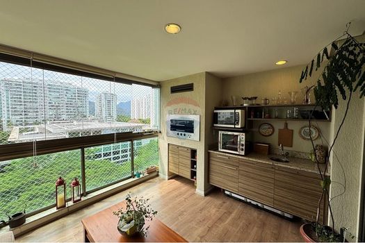 Foto 10 do(a) Apartamento de 3 quartos à venda em Barra da Tijuca, Rio de Janeiro