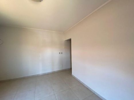 Foto 2 do(a) Casa de 4 quartos à venda em Vila Mendonça, Araçatuba