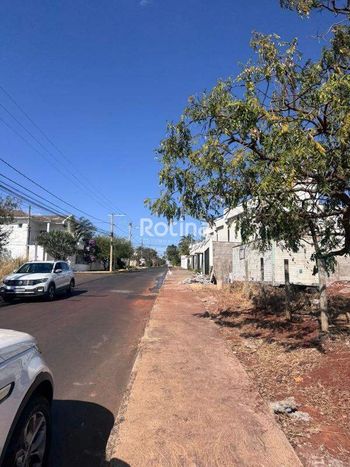 Foto 3 do(a) Terreno false à venda em Jardim Colina, Uberlândia