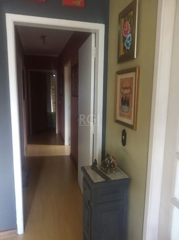 Foto 6 do(a) Apartamento de 3 quartos à venda em Jardim Lindóia, Porto Alegre