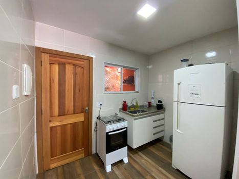 Foto 4 do(a) Casa em Condomínio de 3 quartos à venda em Granja Guarani, Teresópolis
