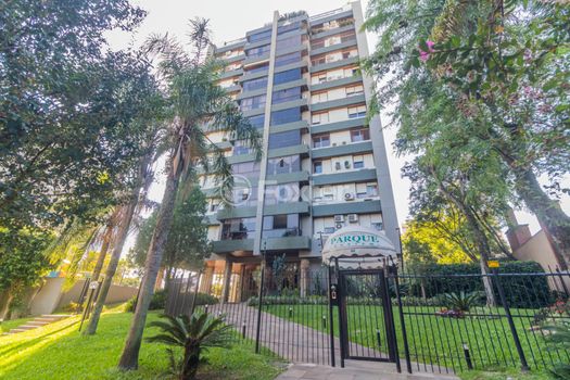 Foto 11 do(a) Apartamento de 3 quartos à venda em Chácara das Pedras, Porto Alegre