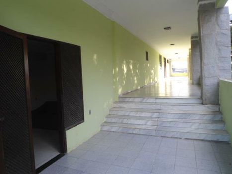 Foto 41 do(a) Casa de 22 quartos à venda em Montese, Fortaleza