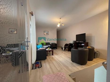 Foto 4 do(a) Casa de 3 quartos à venda em Jardim Roberto, Osasco