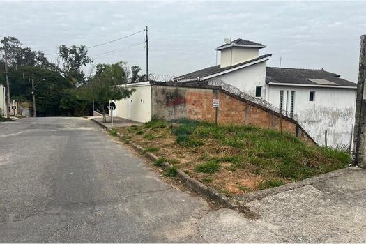 Foto 3 do(a) Terreno false à venda em Jardim Casa Branca, Betim