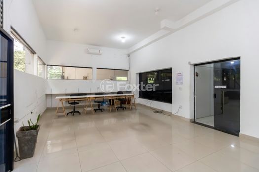 Foto 2 do(a) Apartamento false à venda em Vila Canero, São Paulo